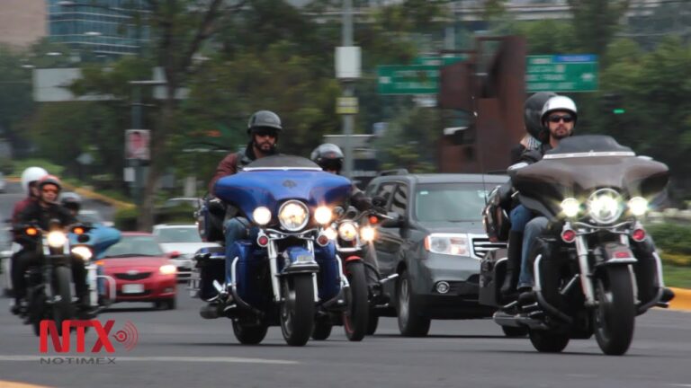 Grupo de motociclistas: Uni&oacute;n sobre ruedas