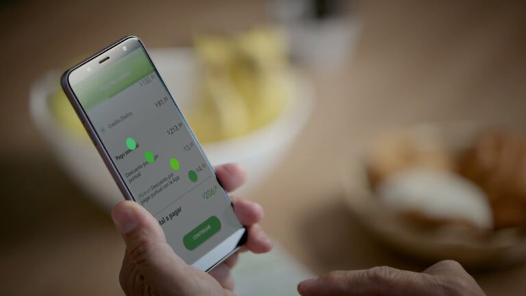 Pagos con tarjeta de d&eacute;bito en Elektra: Una gu&iacute;a completa