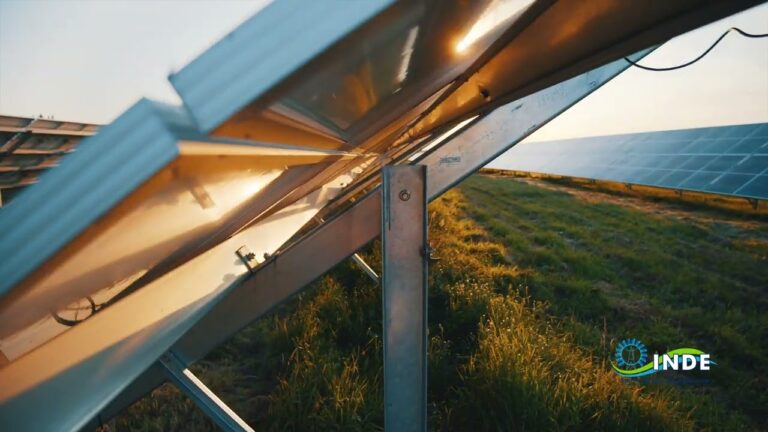 Los beneficios sociales de la energ&iacute;a solar: Un an&aacute;lisis conciso