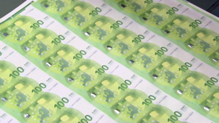 Convertir 79,99 d&oacute;lares a euros