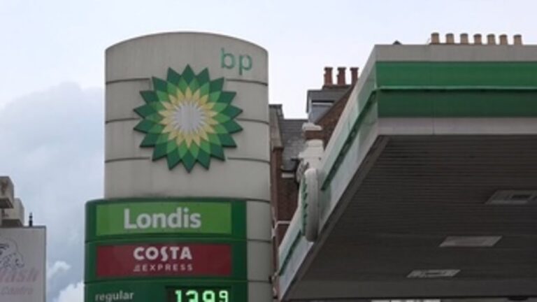 Convertir 1399 d&oacute;lares a euros: Gu&iacute;a de conversi&oacute;n r&aacute;pida y precisa